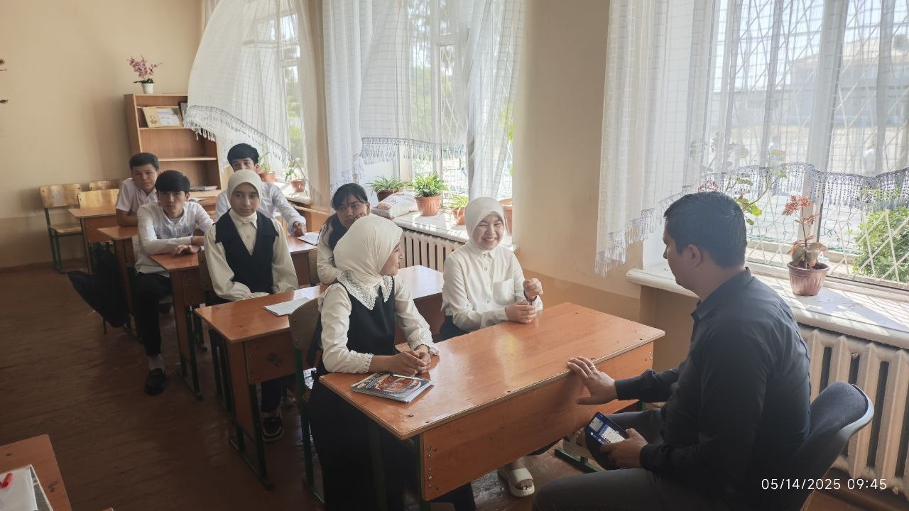 IS’HOQXON IBRAT NOMIDAGI NAMANGAN DAVLAT CHET TILLARI INSTITUTI HAMDA DAVLATOBOD TUMANIDAGI 92-SONLI UMUMIY O‘RTA TA’LIM MAKTABI O‘RTASIDA HAMKORLIK YO‘LGA QO‘YILDI