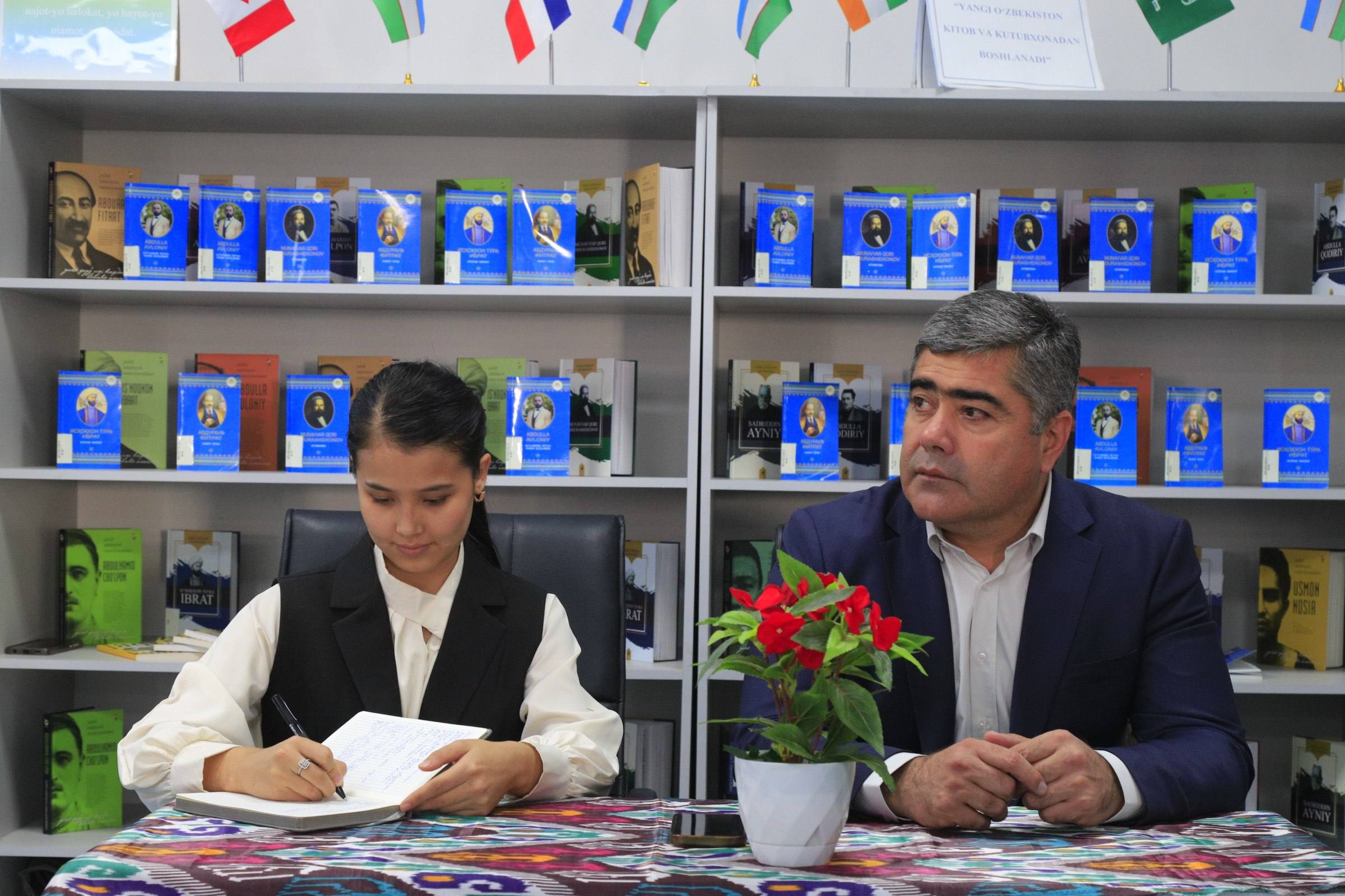 Rahbar va yoshlar uchrashuvi